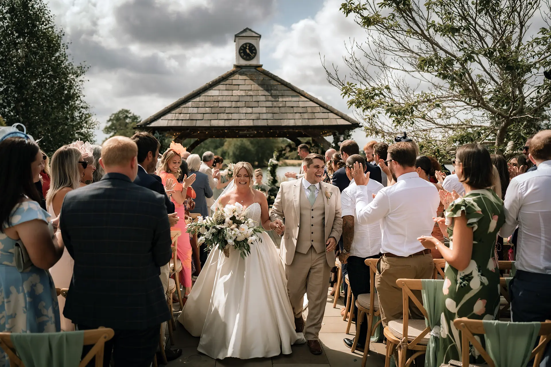 sandhole oak barn outdoor ceremony