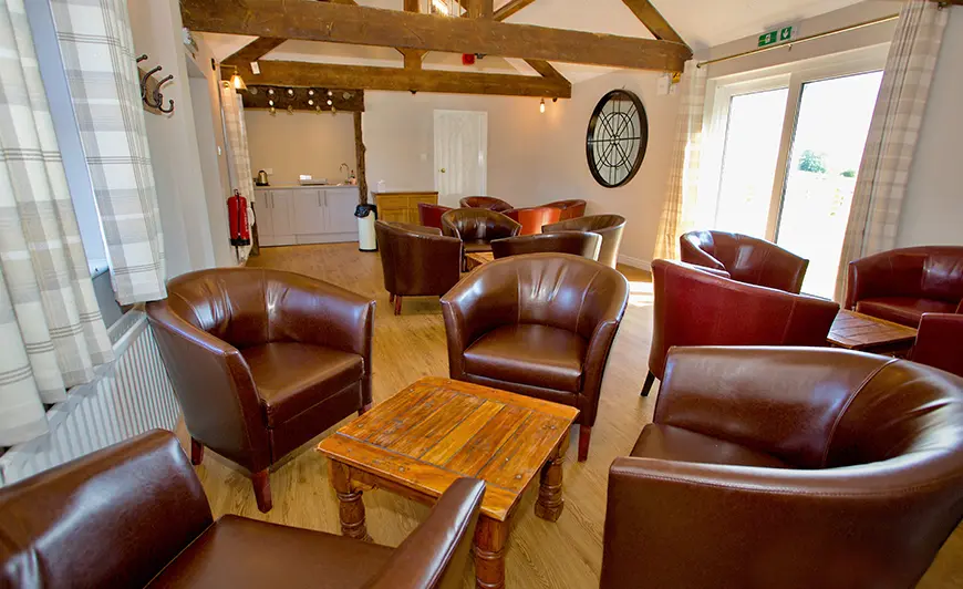 sandhole oak barn small barn quiet space