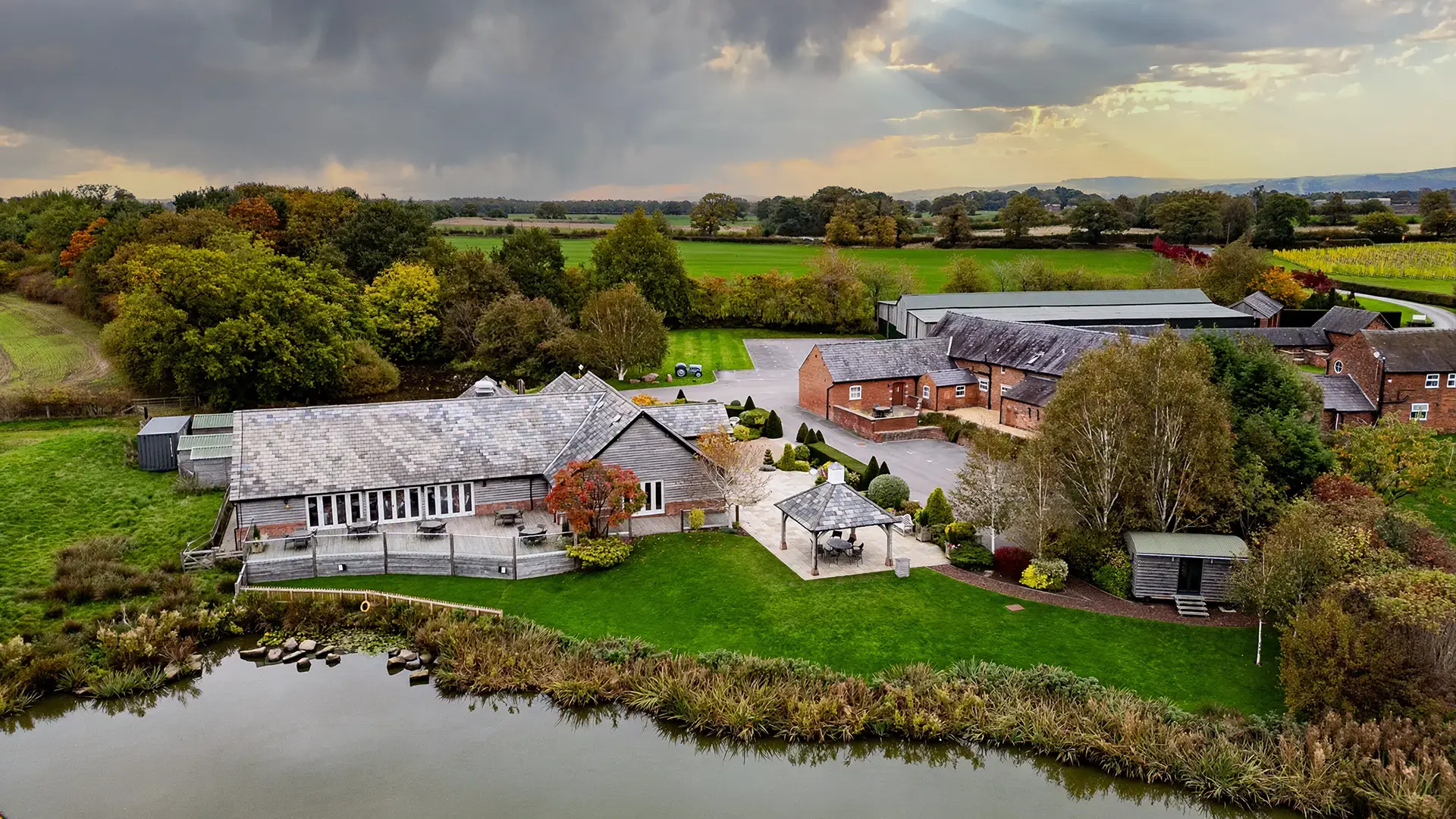 sandhole oak -barn aerial view our venue