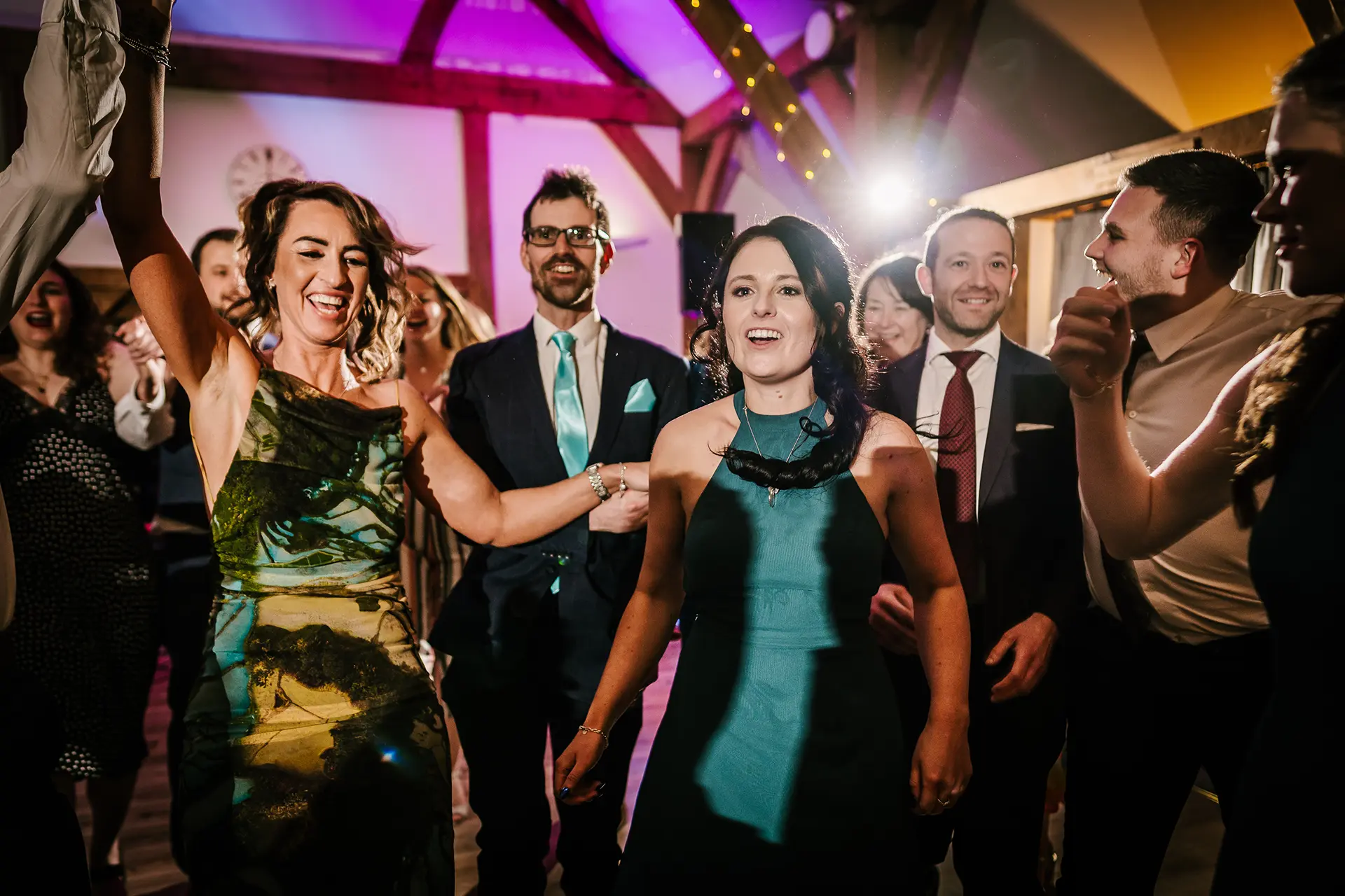 sandhole-oak-barn-events seasonal parties
