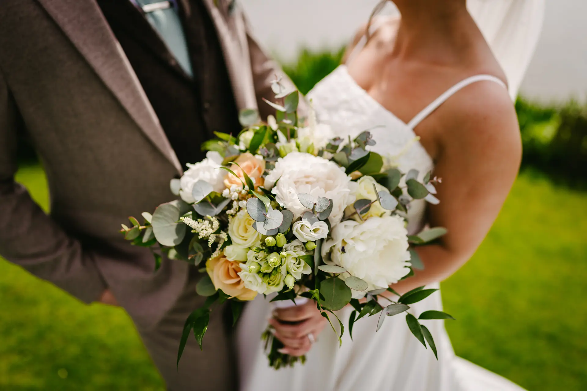 sandhole oak barn flowers
