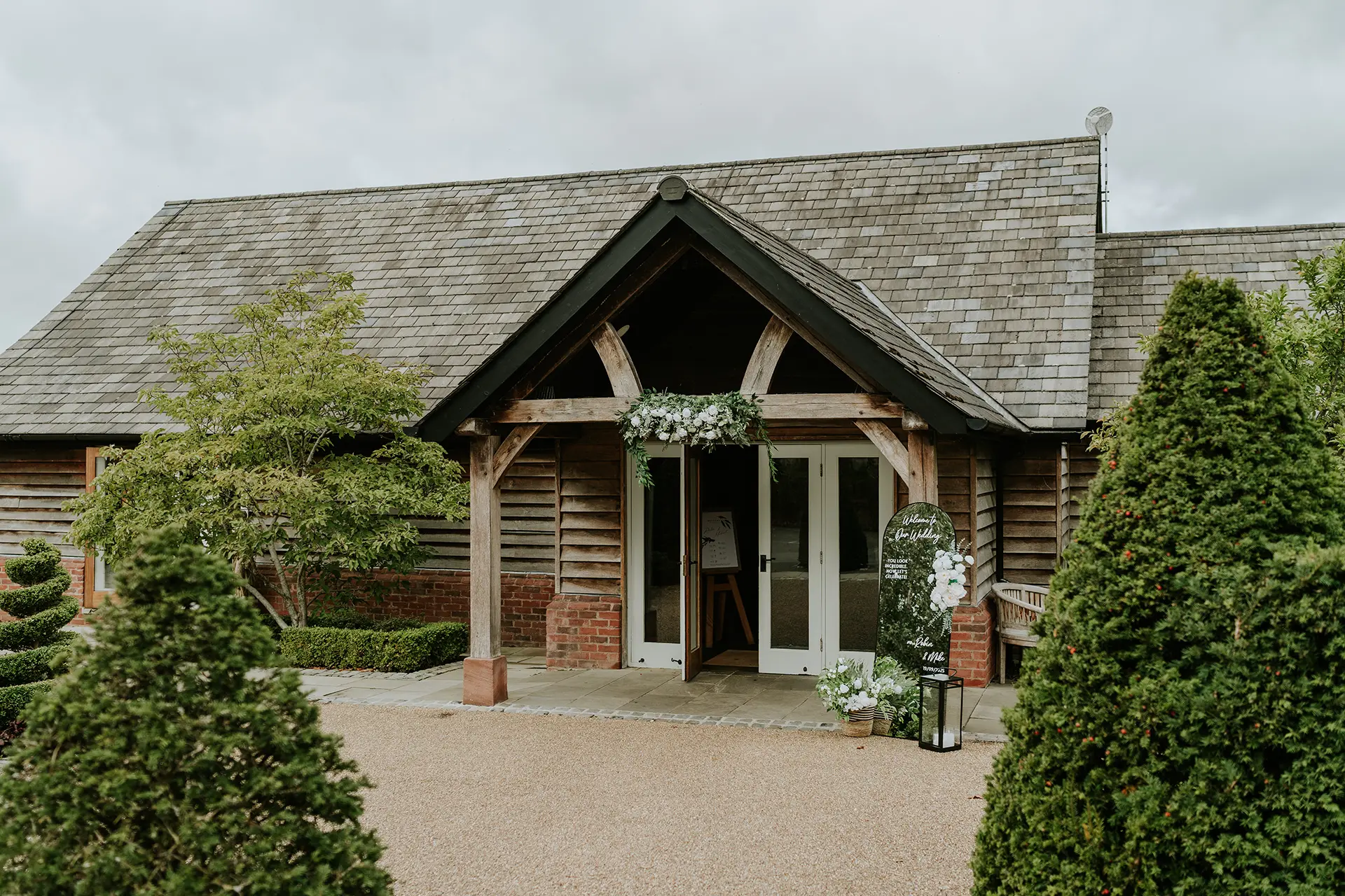 sandhole oak barn oak barn entrance
